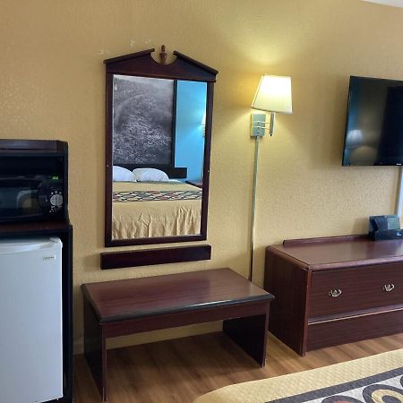 ซูเปอร์ 8 บาย วินด์แฮม ลิตเติ้ลร็อค/นอร์ท/แอร์พอร์ต Hotel นอร์ทลิตเติลร็อค ภายนอก รูปภาพ